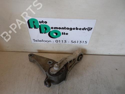 Used Engine mount Engine mount 19586803 19586803