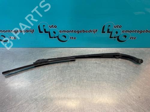 Used Front windshield wiper arm HONDA HR-V (GH_) 1.6 16V (GH1, GH3) (105 hp) 28299752