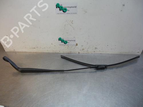 Used Front windshield wiper arm CITROËN JUMPER II Van 2.2 HDi 100 (101 hp) 19604816