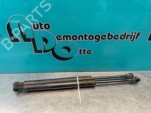 Used Tailgate lift support BMW 3 Coupe (E46) 318 Ci (143 hp) 19624575