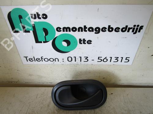 Used Front left exterior door handle RENAULT MEGANE II Estate (KM0/1_) 1.5 dCi (KM02, KM13) (101 hp) 19587218