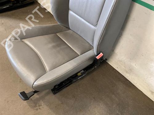 Right front seat BMW 3 (E90) 318 i | BP28305556C16 
