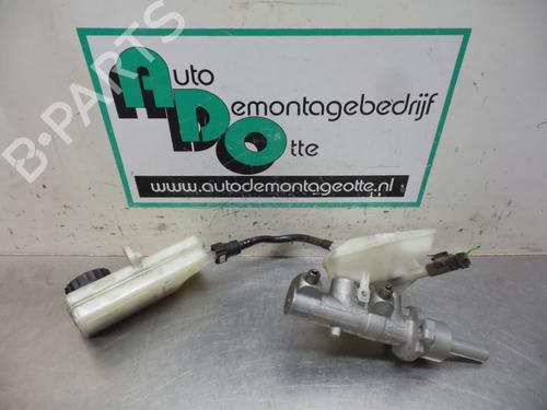 Used Brake master cylinder Brake master cylinder 19613270 19613270