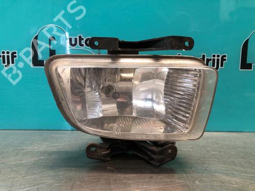 Used Right front fog light Right front fog light 21821920 21821920