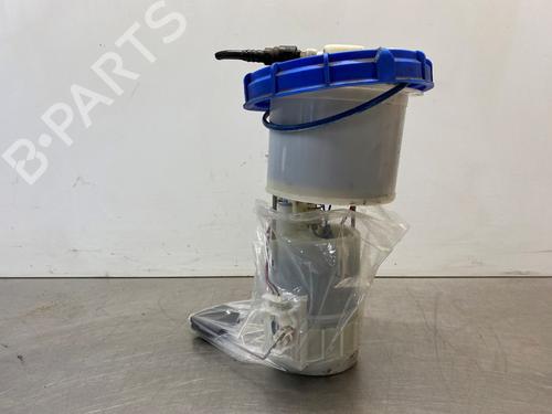 Używane Pompa paliwa VW POLO V (6R1, 6C1) 1.2 TDI (75 hp) 30052203