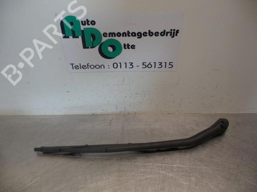 Used Rear windshield wiper arm FIAT PUNTO (188_) 1.2 60 (188.030, .050, .130, .150, .230, .250) (60 hp) 19592797