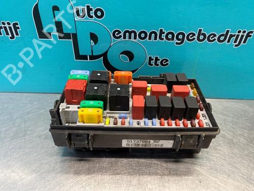 Used Fuse box FIAT GRANDE PUNTO (199_) 1.2 (65 hp) 28299444