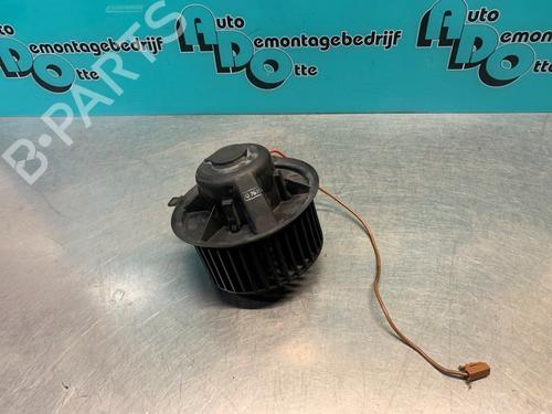 Used Heater blower motor VW GOLF III Cabriolet (1E7) 2.0 (115 hp) 19629443
