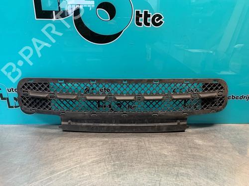 Used Grille MINI MINI (R50, R53) Cooper (116 hp) 19627503