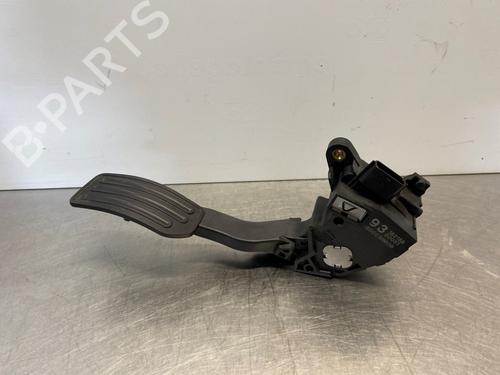 Used Pedal NISSAN NOTE (E12) 1.2 (80 hp) 28354569