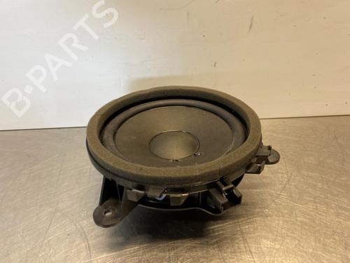 Used Speaker VOLVO V40 Hatchback (525) D2 (114 hp) 28715673