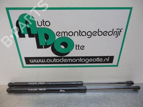 Used Tailgate lift support Tailgate lift support 19605396 19605396