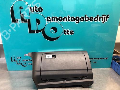 Used Glove box VW GOLF V (1K1) 1.4 TSI (122 hp) 22429076