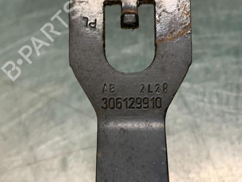 Seat buckle PEUGEOT PARTNER Box Body/MPV 1.6 HDi | BP19622353I32