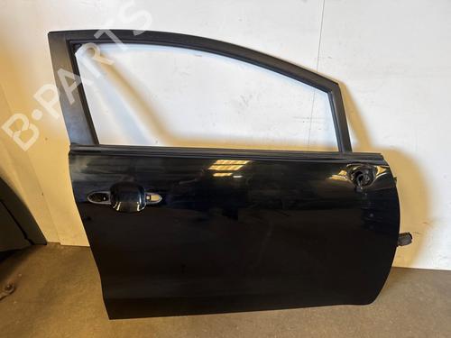 Used Right front door Right front door 37158673 37158673