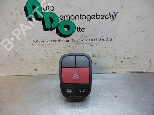 Used Warning switch CITROËN NEMO Box Body/MPV (AA_) 1.4 HDi (68 hp) 19600991
