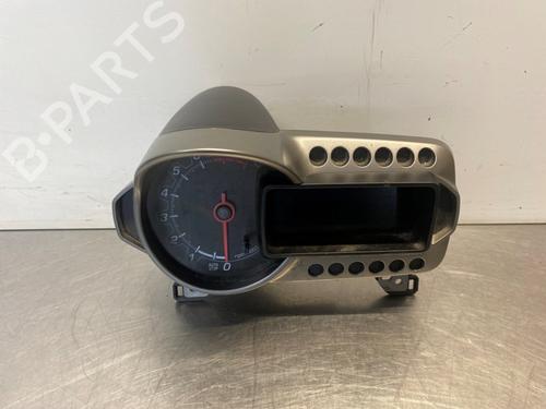 Used Instrument cluster CHEVROLET AVEO Saloon (T300) 1.2 (86 hp) 30167715
