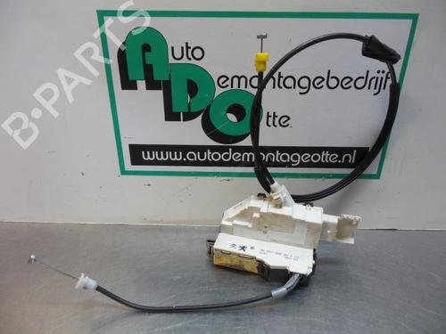 Used Front right lock CITROËN C4 Coupe (LA_) 1.4 16V (88 hp) 19606412