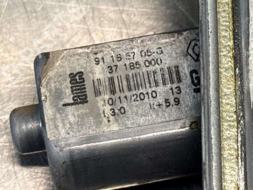 Front right window mechanism RENAULT TRAFIC II Van (FL) 2.0 dCi 90 (FL0H) | BP28299427C23 