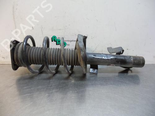 Used Right front shock absorber Right front shock absorber 19599540 19599540
