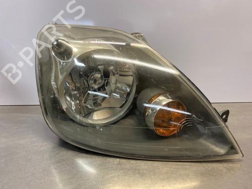 Used Right headlight FORD FIESTA V (JH_, JD_) 1.3 (69 hp) 32082240