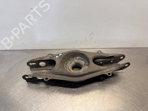Used Right rear suspension arm MERCEDES-BENZ C-CLASS (W204) C 200 Kompressor (204.041) (184 hp) 29056537