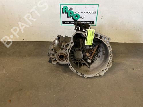 manual-gearbox-kia-cerato-i-hatchback-ld-16-nietaanwezig-2004-2005-2006-2007-2008-2009-2010-19585037 main image