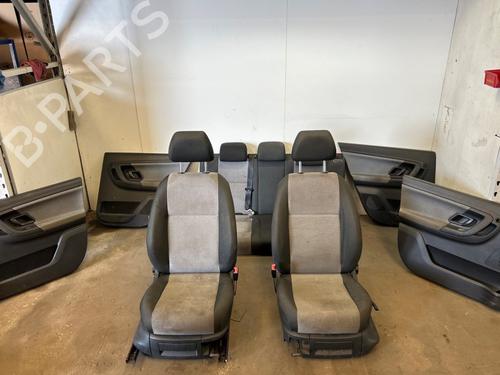 Set di sedili SKODA FABIA II Combi (545) 1.2 (70 hp) 28300455