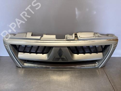 Used Grille Grille MITSUBISHI PAJERO IV Van (V9_, V8_, V8_V) 3.2 DI-D (160 hp) 34100366 34100366