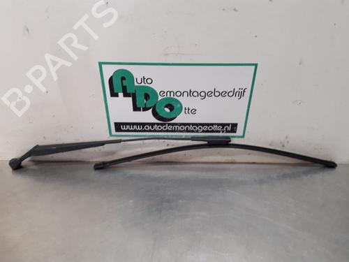 Used Front windshield wiper arm OPEL ZAFIRA / ZAFIRA FAMILY B (A05) 2.2 (M75) (150 hp) 19613822