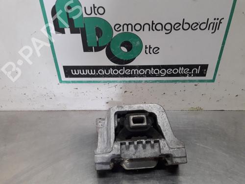 Used Engine mount Engine mount 19614273 19614273