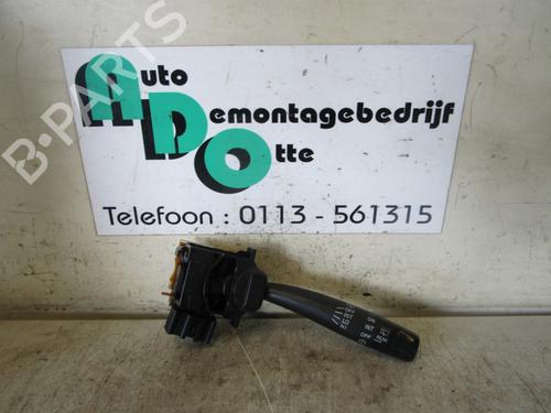 Used Steering column stalk TOYOTA STARLET (_P9_) 1.3 (EP91_, EP91R) (75 hp) 19588951