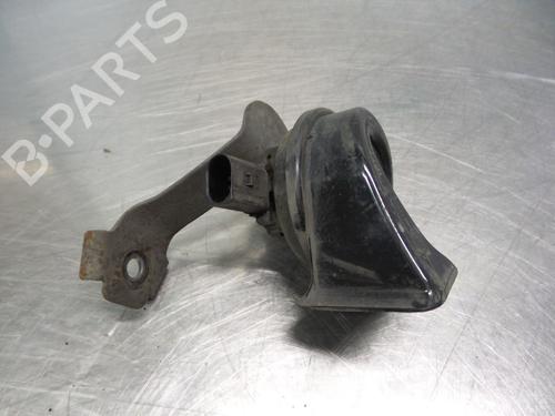 Used Horn VW GOLF V (1K1) 2.0 SDI (75 hp) 19590110