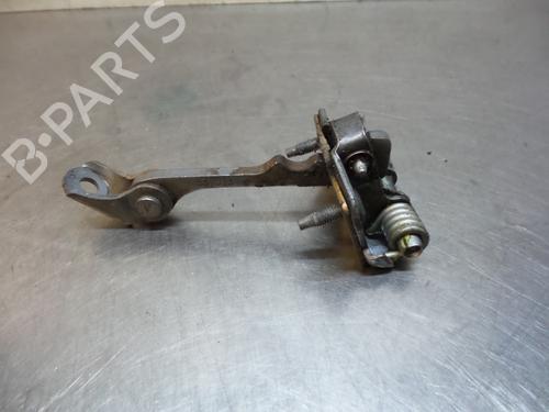 Used Hinge/Door check strap Hinge/Door check strap RENAULT MASTER II Platform/Chassis (ED/HD/UD) 2.5 dCi (ED01, ED0Y, ED41, ED4Y, ED81, ED8Y, ED91, ED9Y,... (146 hp) 19599857 19599857