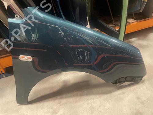 Used Right front fenders VW POLO IV (9N_, 9A_) 1.4 16V (75 hp) 29056519