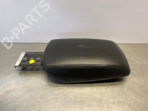 Bracciolo centrale FORD FOCUS III Estate Van 1.0 EcoBoost (125 hp) 31302826