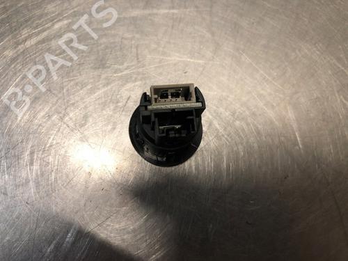 Other PEUGEOT 208 I (CA_, CC_) 1.2 VTI 82 | BP29965543O1