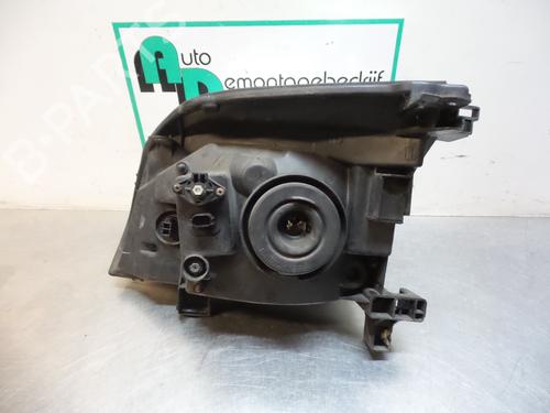 Right headlight NISSAN X-TRAIL I (T30) 2.2 DCi | BP19609623C29 