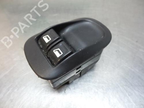 Used Switch PEUGEOT 206 Hatchback (2A/C) 1.4 i (75 hp) 19609538