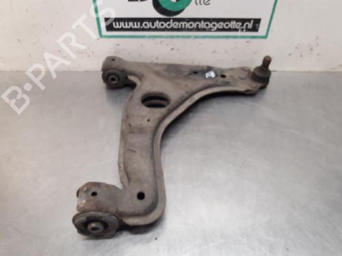 Used Right front suspension arm Right front suspension arm OPEL ZAFIRA / ZAFIRA FAMILY B (A05) 2.2 (M75) (150 hp) 19613843 19613843
