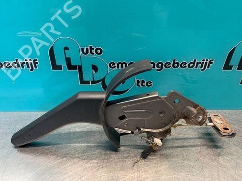 Frein à main NISSAN MICRA III (K12) 1.2 16V (65 hp) 19623106