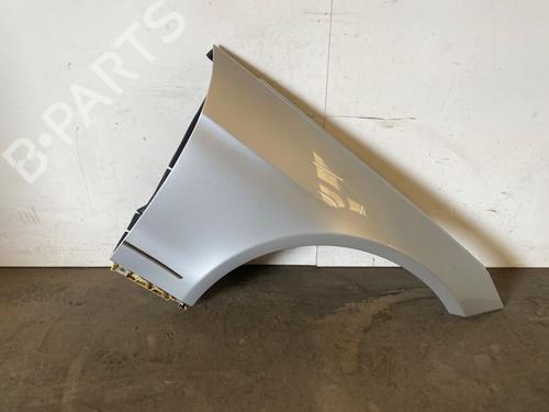 Used Right front fenders Right front fenders 37759926 37759926