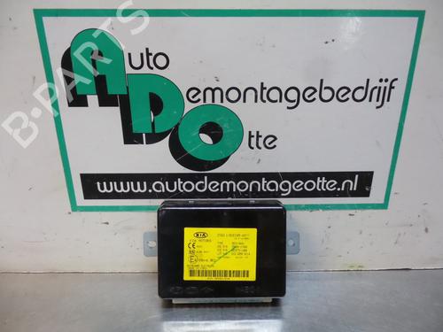Used Electronic module KIA SPORTAGE II (JE_, KM_) 2.0 i 16V (141 hp) 19609514