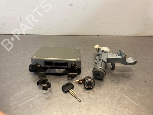 Used Control unit Control unit TOYOTA STARLET (_P8_) 1.3 12V (EP81_, EP81R) (75 hp) 30623481 30623481