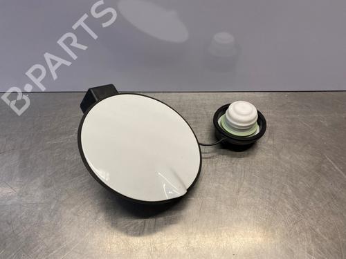 Used Fuel flap OPEL CORSA E (X15) 1.4 (08, 68) (90 hp) 31087983