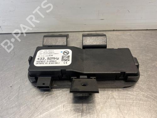 Used Electronic module CHEVROLET AVEO Saloon (T300) 1.2 (86 hp) 30167714