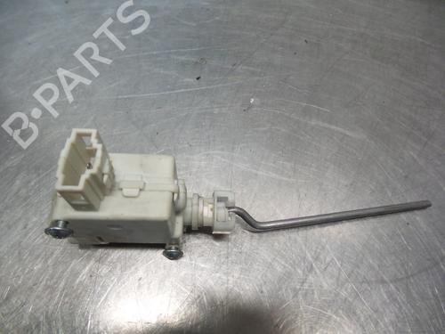 Fuel door actuator VW POLO IV (9N_, 9A_) 1.4 16V | BP19592446E18 