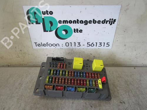Used Fuse box Fuse box ROVER 75 (RJ) 1.8 (120 hp) 19588693 19588693