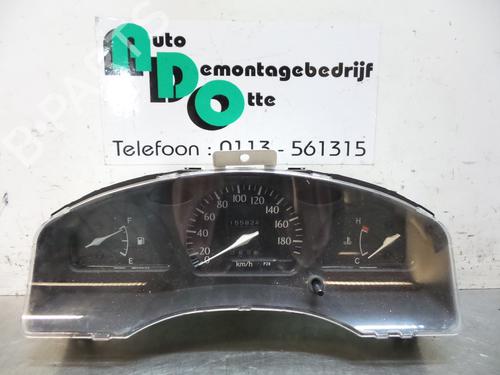 Used Instrument cluster TOYOTA STARLET (_P9_) 1.3 (EP91_, EP91R) (75 hp) 19596456