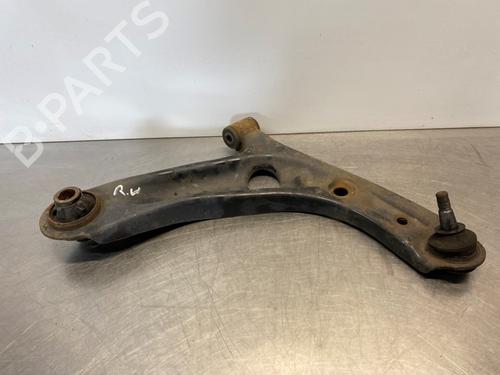 Used Right front suspension arm PEUGEOT 107 (PM_, PN_) 1.0 (68 hp) 28300217